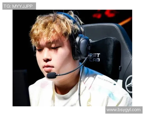 BLG战队重塑辉煌之路：从挑战者到冠军杯的蜕变与成长