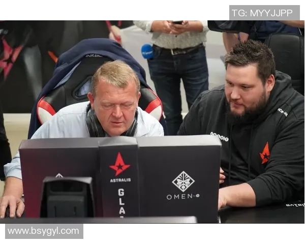 探索黄芳的CSGO人生之路与电竞梦想的深度对话