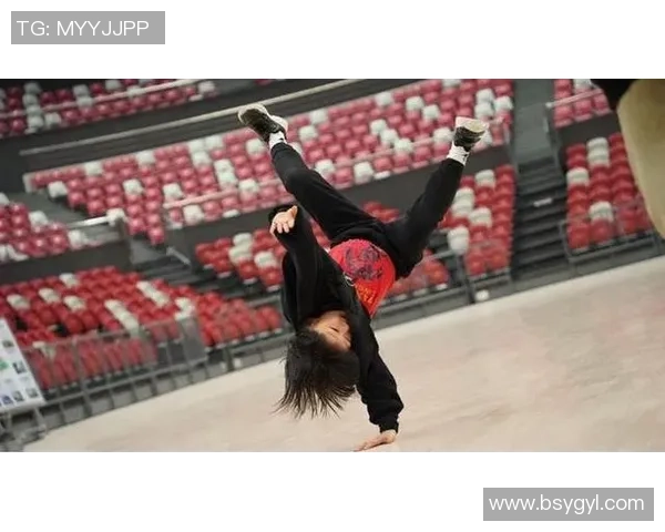 深圳街舞队的整体压制革新探索与发展之路的深度剖析与思考